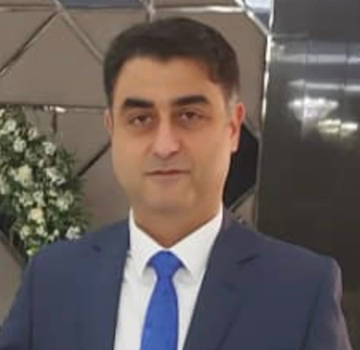 دکتر اردلان صالحی